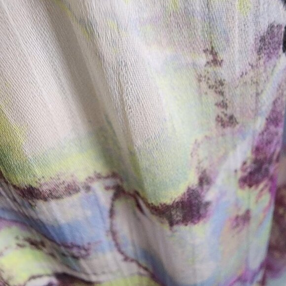 Juniors_ Size Large Heart Cut Out - Picture 2 of 4